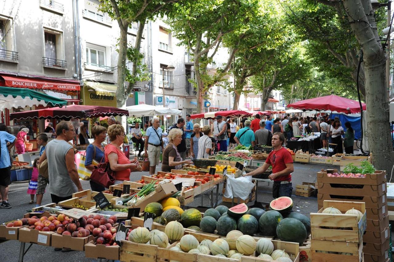 Apartamento T2 rue piétonne Digne les Bains Exterior foto